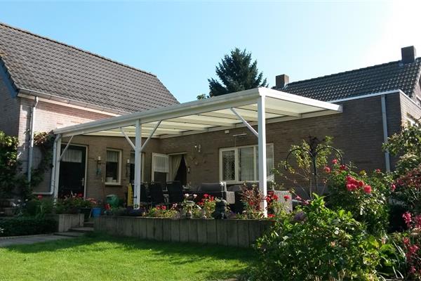 Eenvoudige overkapping - veranda - Van Den Bergh